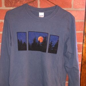 Gildan North Carolina Graphic Long Sleeve T-Shirt